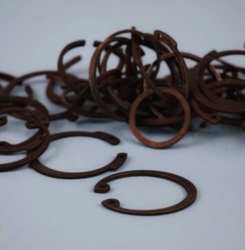 Circlips DIN 471 : guide pour arbres mécaniques