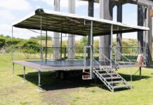 Installer une scène en moins d’une heure sans effort physique