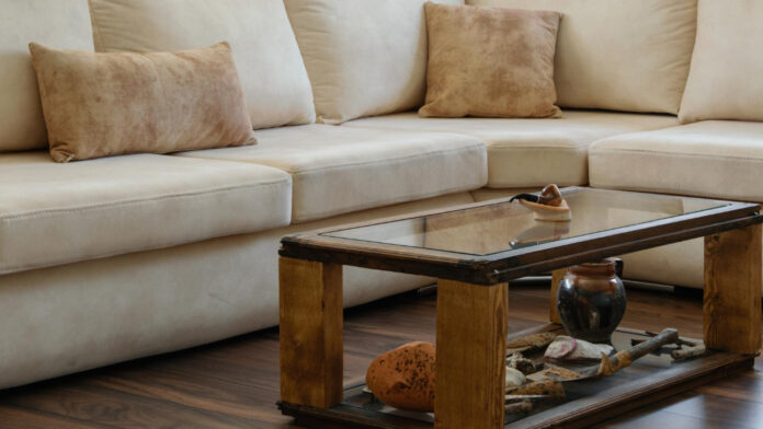 La table basse, pièce maîtresse du salon : comment bien la choisir ?