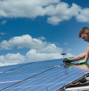 Panneaux solaires à Lyon : rentabilité, durée de vie et économies possibles Panneaux solaires à Lyon : rentabilité, durée de vie et économies possibles