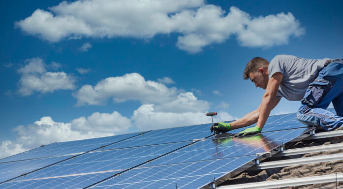 Panneaux solaires à Lyon : rentabilité, durée de vie et économies possibles