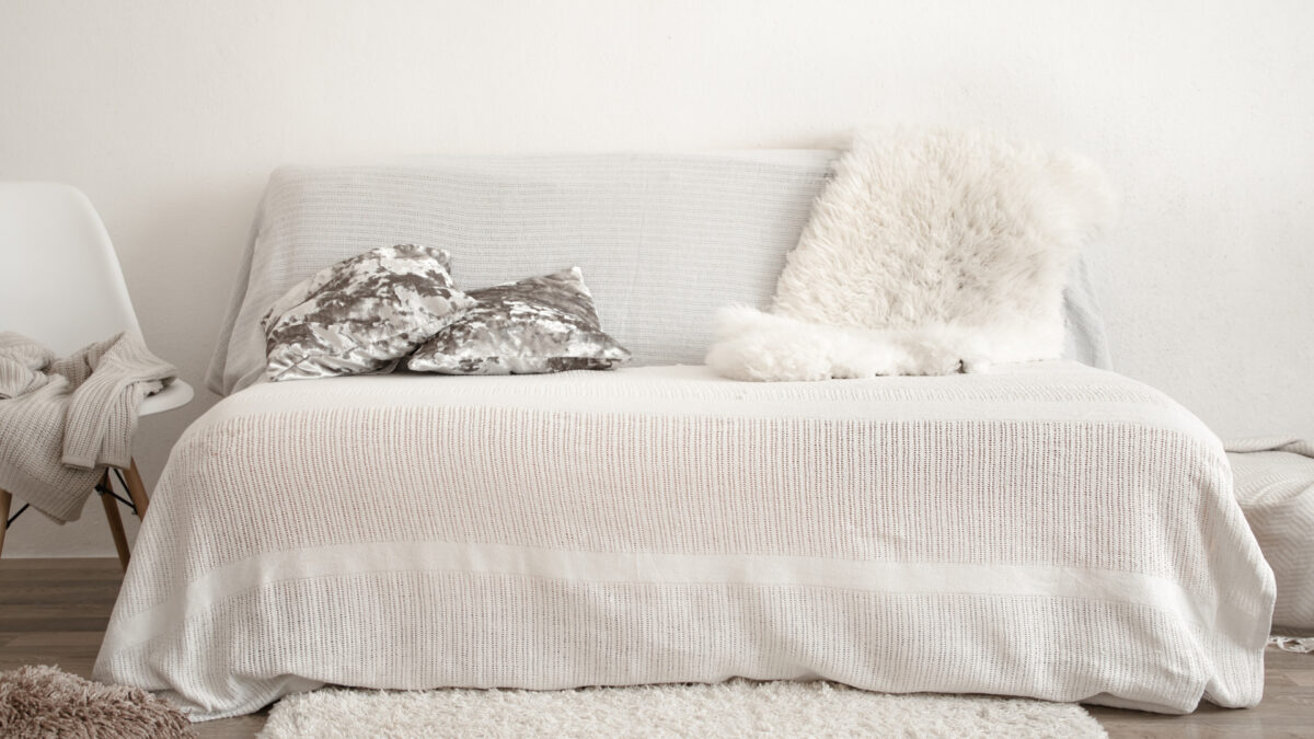 Pourquoi choisir un plaid de canapé haut de gamme pour une décoration cosy ?